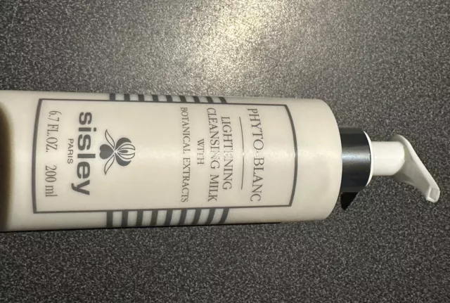 sisley Lightening Cleansing Milk - Phyto-Blanc 2