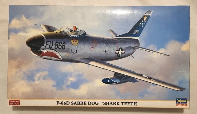 Hasegawa 1/72 F-86D Sabre Dog 'Shark Teeth' Model Kit Hasegawa 1/72 F-86D Sabre Dog 'Shark Teeth' Model Kit