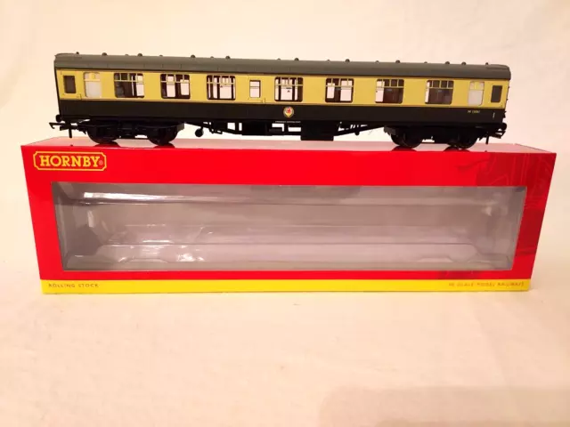 Hornby - R4709 BR MK1 Korridor Composite Coach ""W15061". Neuwertig und verpackt.