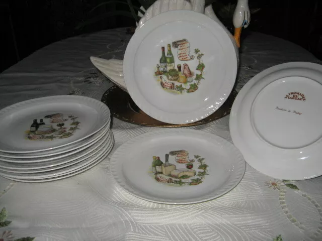 12 Assiettes A Fromage Porcelaine De Prestige