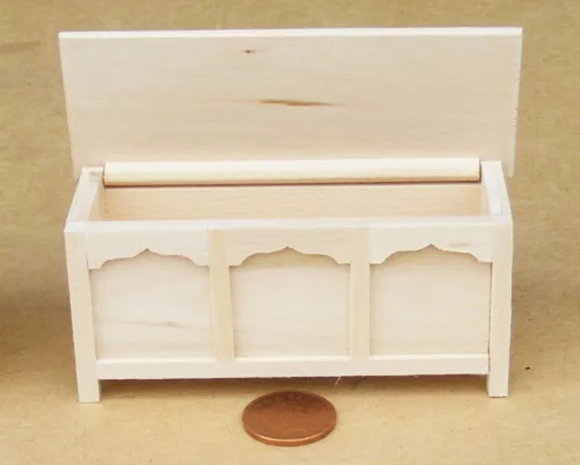 Natural Finish Wooden Chest Trunk Tumdee 1:12 Scale Dolls House Miniature 122