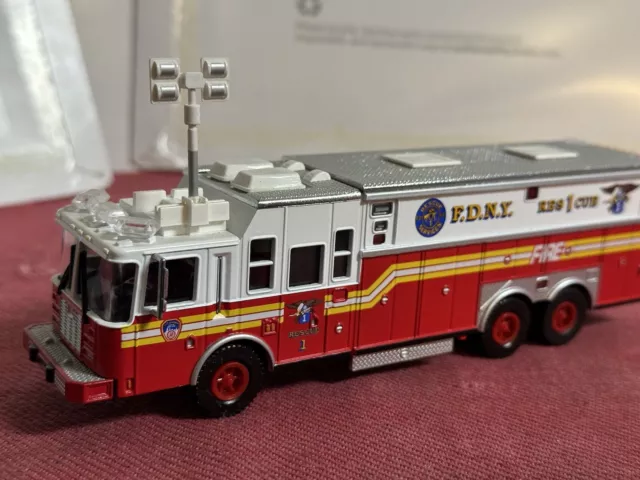 CODE 3 FDNY RESCUE 1 LIMITED ED#1 Salisbury 1/64 Scale Fire Truck Diecast Model