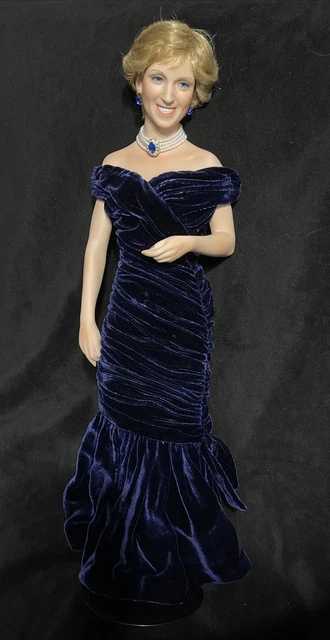 Ashton Drake Lady Diana Princess of Wales Porcelain Doll by Titus Tomescu Ashton Drake Lady Diana Princess of Wales Porcelain Doll by Titus Tomescu