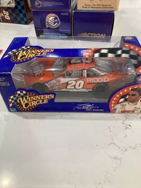 Hasbro Winners Circle #57468 Tony Stewart Pontiac NASCAR Racer 1:24 Scale M/Box