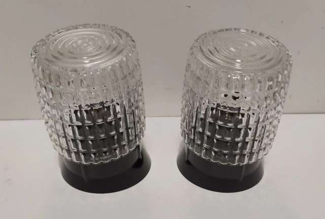 Lot de 2 anciennes Appliques Murale par ARNO 60's en Bakélite et Verre moulé .