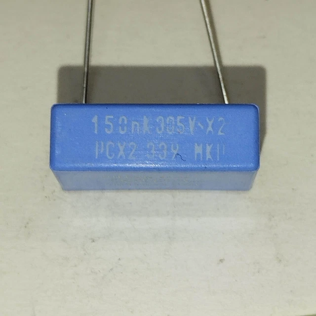 Condensateur MKP-X2 330 NF 305V PILKOR - Lot 1 Pièce - Pour Électronique, Alimentations
