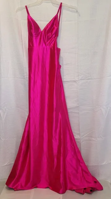 Pink Dear Moon Long Gown  Backless Womens Size 0 Pink  Bow Sash At The Back