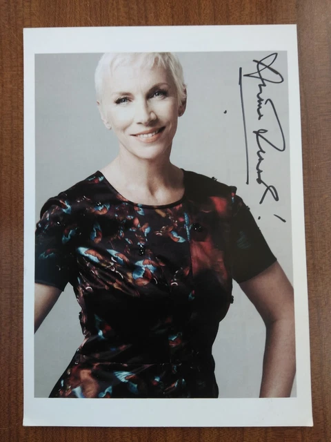Annie Lennox Hand Signed Fan Photo Card 8 X 6 Eurythmics Singer & Songwriter