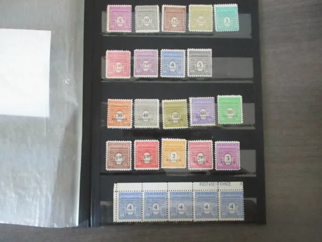 Lot de 19 timbres + bande de 5, neufs++ type arc de triomphe  1944/1945