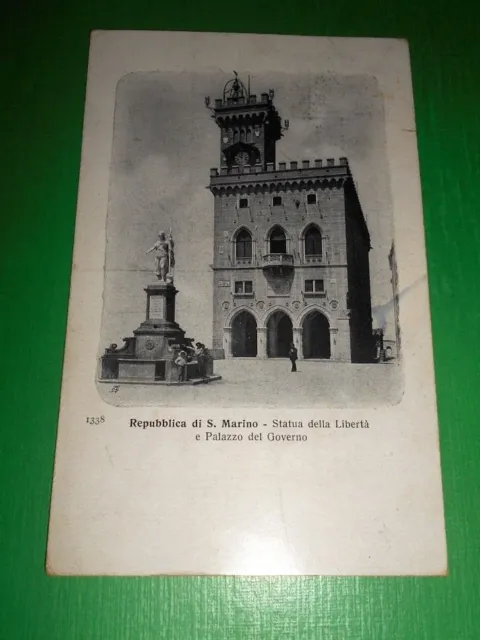 Cartolina Repubblica di S. marino - Statua della Libertà e Palazzo del Governo.