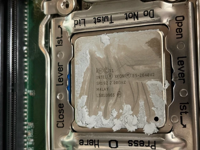 Processeur Intel Xeon Quad Core E3-1230 3.2 GHz LGA1155 SR00H – Occasion