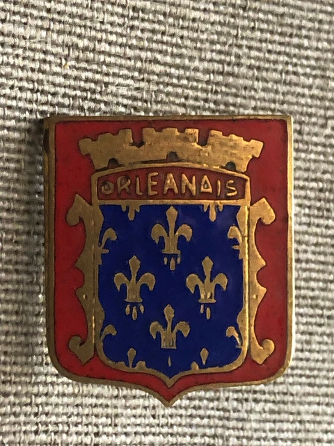 BG2687 INSIGNE BLASON ANGOUMOIS