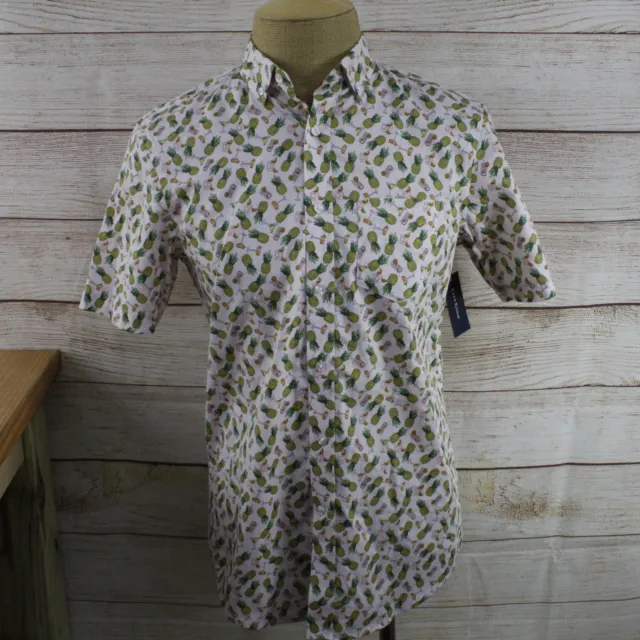 New Club Room Pink Pineapple Print Short Sleeve Button Front Mens Shirt SmallFE4