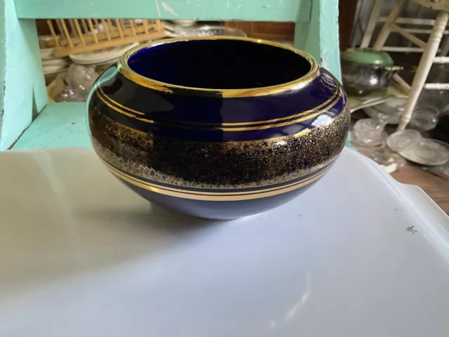 Christine Smith Australian pottery bowl - cobalt blue with gold decoration