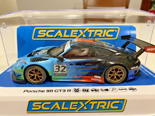 Porsche 911 GT3 R - 1/32 - SCALEXTRIC C4415