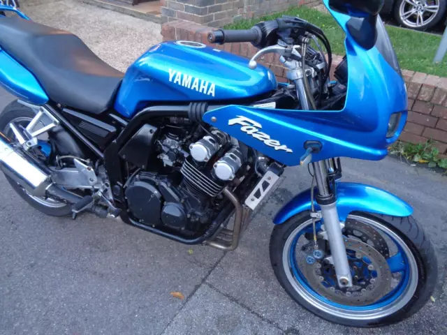 2001 Yamaha FZS Fazer 600 Clean bike easy project v5 hpi clear £999