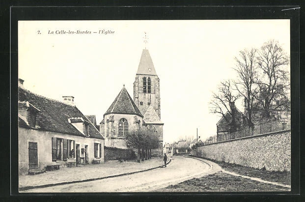 CPA La Celle-les-Bordes, L'Église