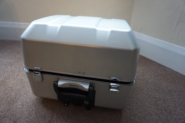 Honda vfr1200x luggage shop