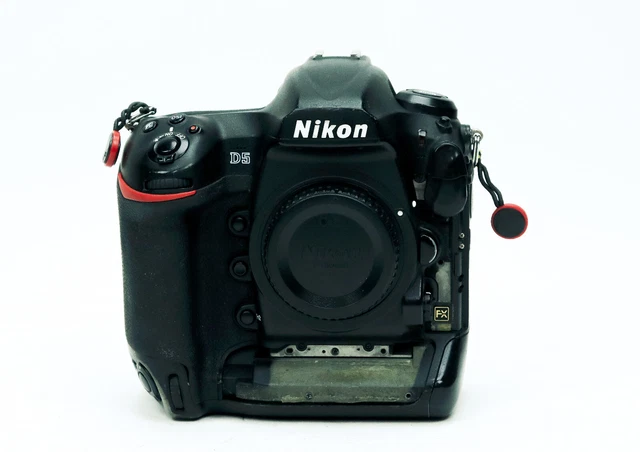 Nikon D5 20.8MP Digital SLR Camera - Read Notes, Pro Workhorse!