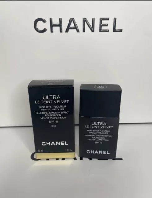 Chanel Ultra Le Teint Velvet Blurring Smooth Effect Foundation SPF