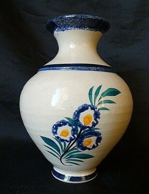 HENRIOT QUIMPER PETIT VASE DECOR BRETON 