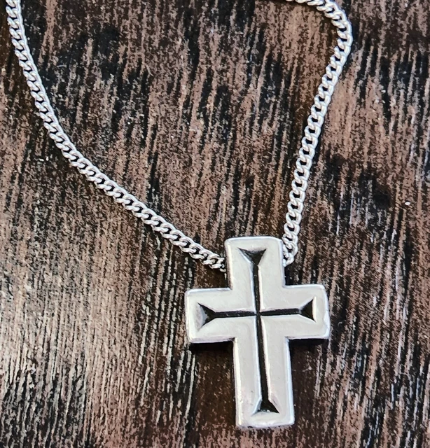 JAMES AVERY RETIRED Cross Pendant on 15" JA Chain, with Box and Pouch