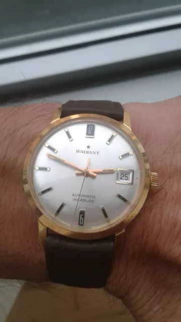 Radiant montre hotsell