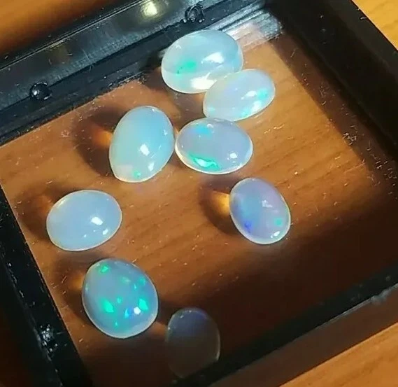 Opales  blanche multi-flash ☆10,05carats☆lot x8Pcs☆
