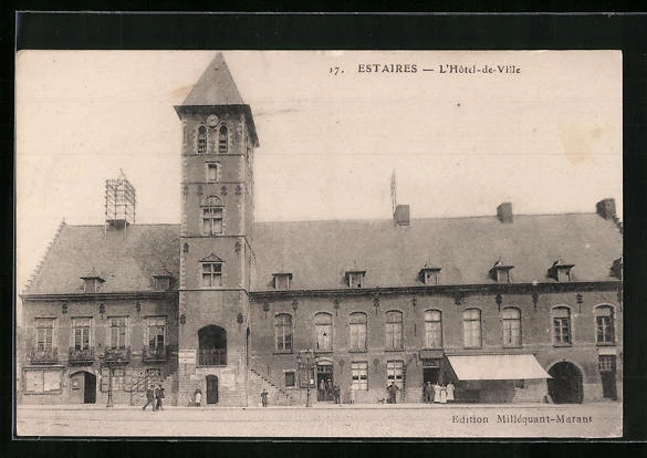 CPA Estaires, L´Hôtel-de-Ville