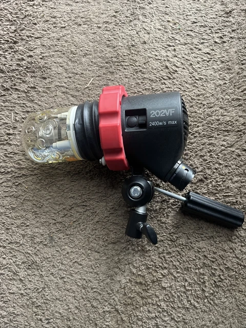 SPEEDOTRON Black Line 202VF 2400WS Head
