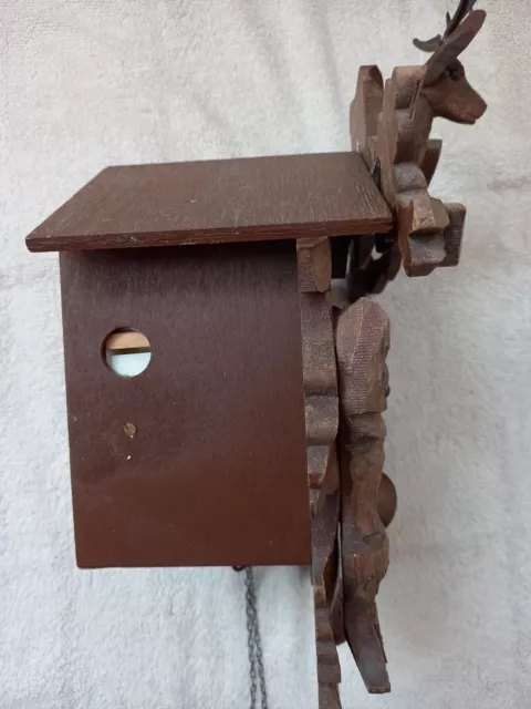 Rustic  Vintage  Black Forest Mechanical  Hunter Cuckoo Clock Stag  Rabbit 2