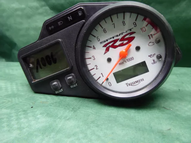 TRIUMPH SPRINT RS COCKPIT CLOCK REVOLUTION (int.ee*) SPEEDO TACHO DREHZAHLMESSER