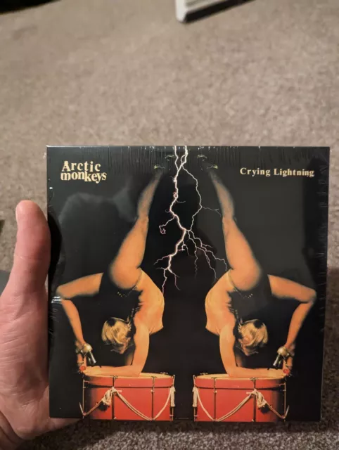 Arctic Monkeys - Crying Lightning - 7" Vinyl
