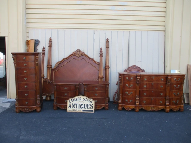 64198   Fancy Bedroom Set King Size bed, Dresser w/ Mirror + 2 Nightstands