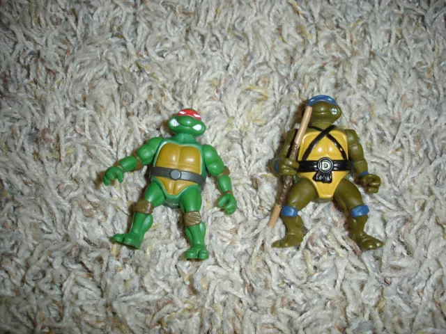 TMNT Teenage Mutant Ninja Turtles 2002 figures Raphael & Donatello 2.5"