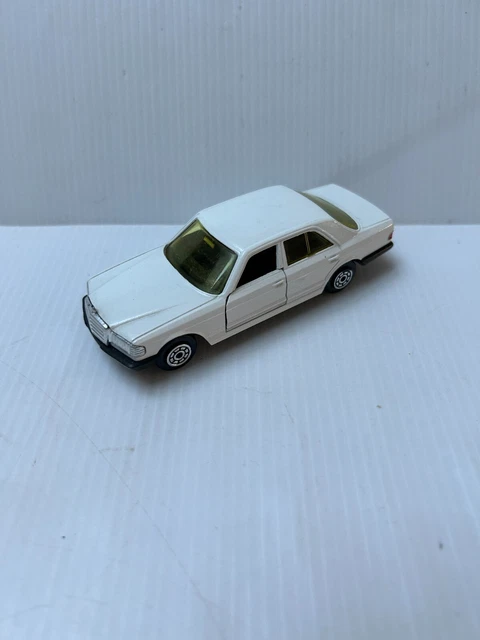 Voiture Miniature NOREV 1/86 – Mercedes 220 Bleue De 1960 – Neuve En Boîte