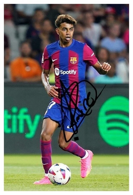 LAMINE YAMAL * FC BARCELONA & SPAIN WONDERKID - 6x4 Signed Autograph