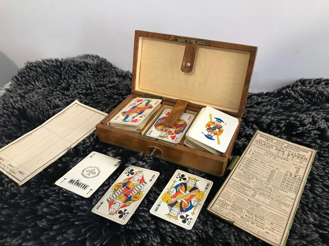 Coffret jeux de cartes moyen modèle en cuir