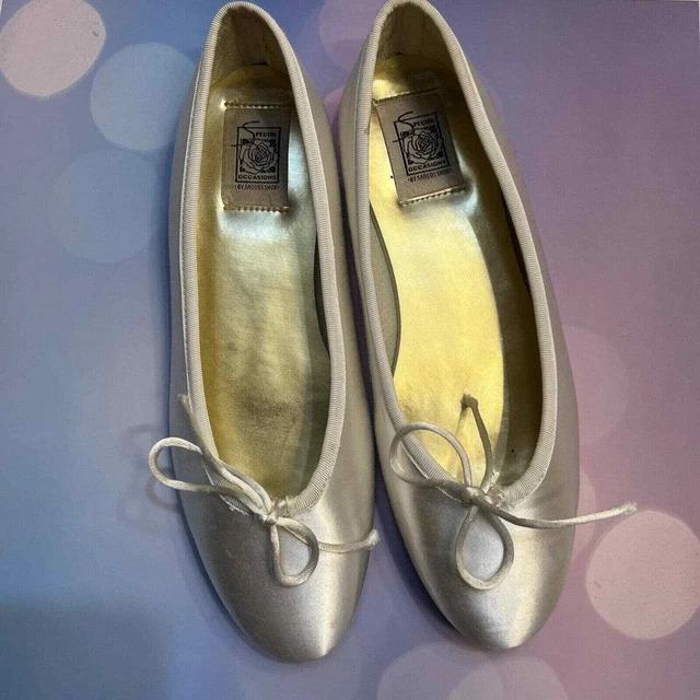 Special Occasions by Saugus Shoe Satin flat wedding Size 8.5