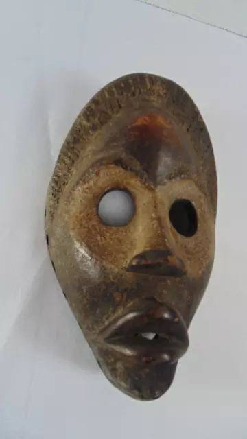 African Tribal Face Mask Wood Hand Carved Vintage Wall Dan People Mask 10" EUC