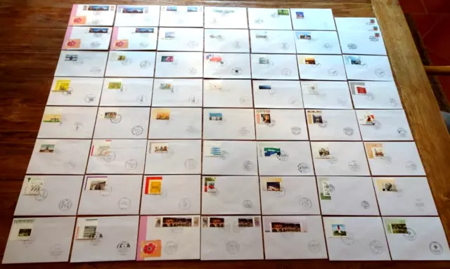 57 x Bund FDC aus Jahrgang 2013 ESST Bonn Blanko Eckrand Ersttagsbriefe Sammlung