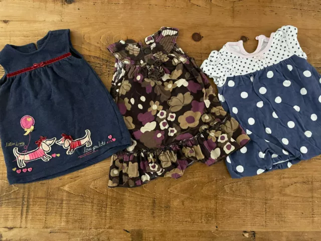 Pacchetto di 3 abiti cani fiori bambina 3-6 mesi