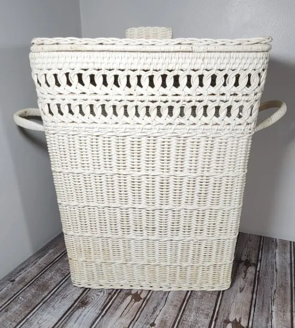 VTG Large White Wicker Rattan Laundry Hamper Basket With Lid and Handles