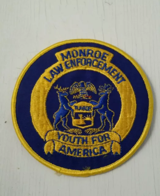 Monroe, Michigan Law Enforcement Youth For America Police Shoulder Patch Mi