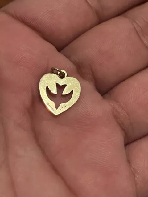 Rare Retired James Avery 14k Yellow Gold Descending Dove Heart Pendant Charm