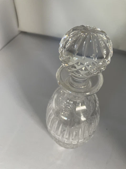 Waterford Elegant Cut Crystal Wine Powerscourt Decanter With Stopper.