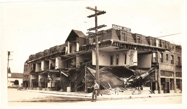 Photograph Aranbe Hotel Symphony Theater Building Damage from Earthquake Compton