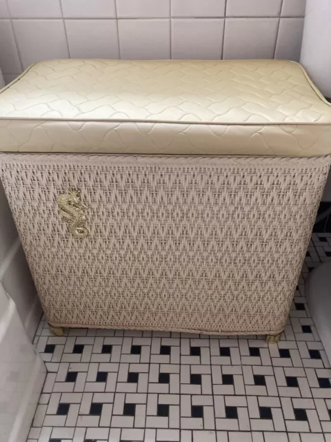 Vintage Laundry Hamper Wicker Woven Clothes Basket with Seahorse Emblem 21 x 19