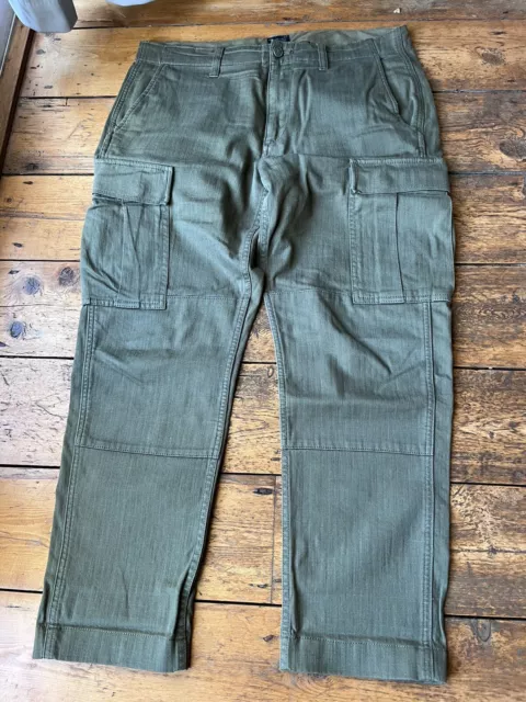 J Crew Men’s Stretch HBT Cargo Pants 484 Slim 31 Waist X 30 Leg. Actual 34W 27L