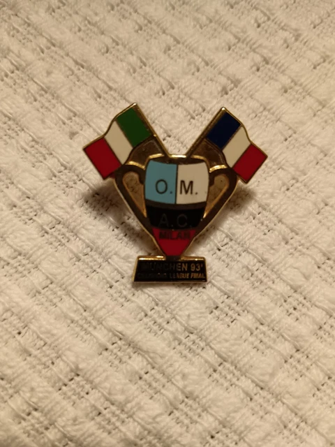 PIN'S VINTAGE FOOTBALL Olympique de Marseille EUR 5,50
